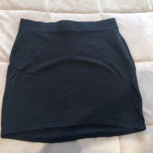 Forever 21 black skirt